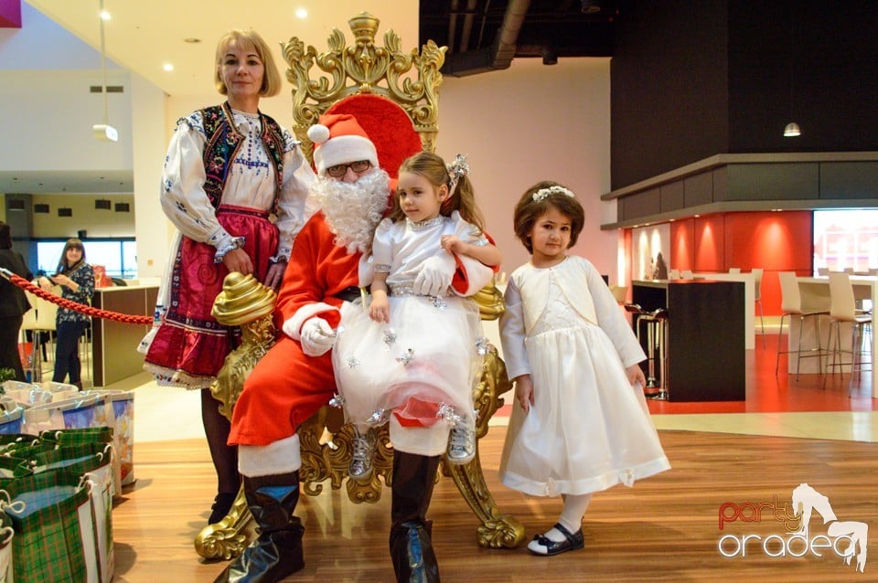 Serbare la Oradea Shopping City,