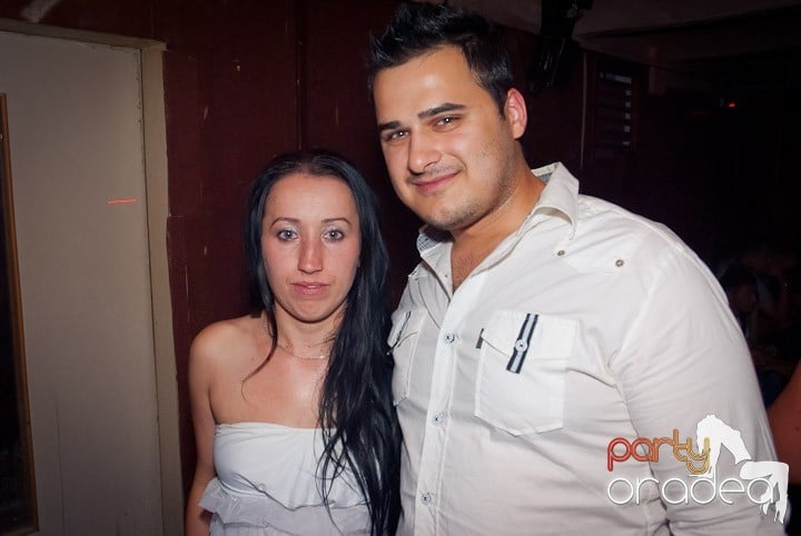 Seven sâmbătă noaptea, 