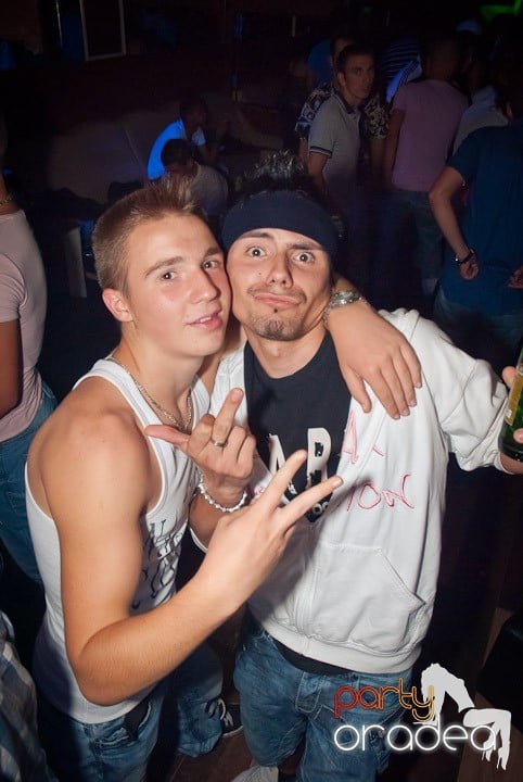 Seven sâmbătă noaptea, 