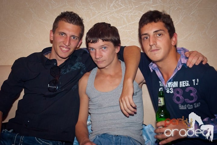 Seven sâmbătă noaptea, 