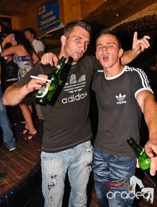 Sfârşit de săptămână cu distracţie şi muzică bună în Downtown, 