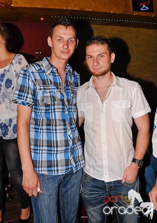 Sfârşit de săptămână cu distracţie şi muzică bună în Downtown, 