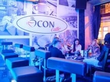 Sfârşit de săptămână în Icon Caffe