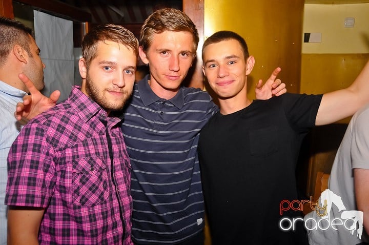 Sfârşit de săptămână în Yellow Submarine, 