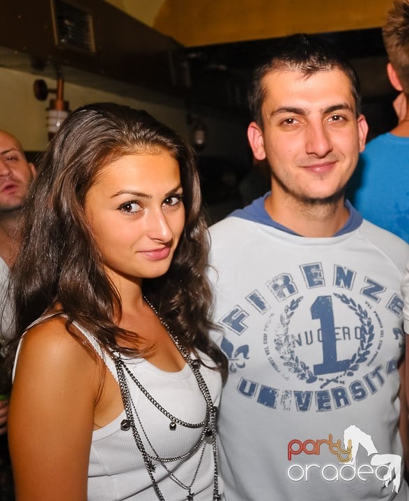 Sfârşit de săptămână în Yellow Submarine, 