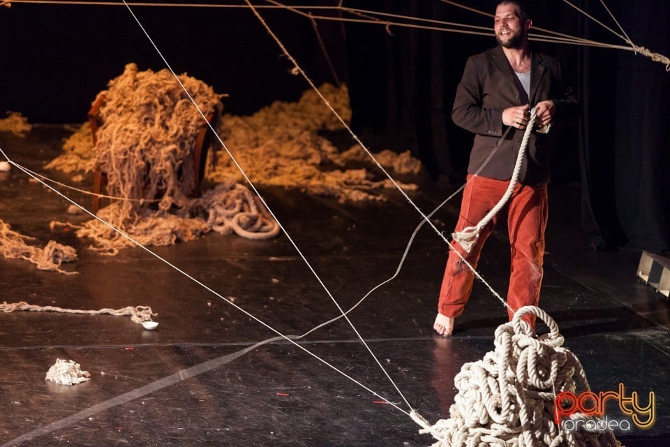 Sfori, Teatrul Regina Maria
