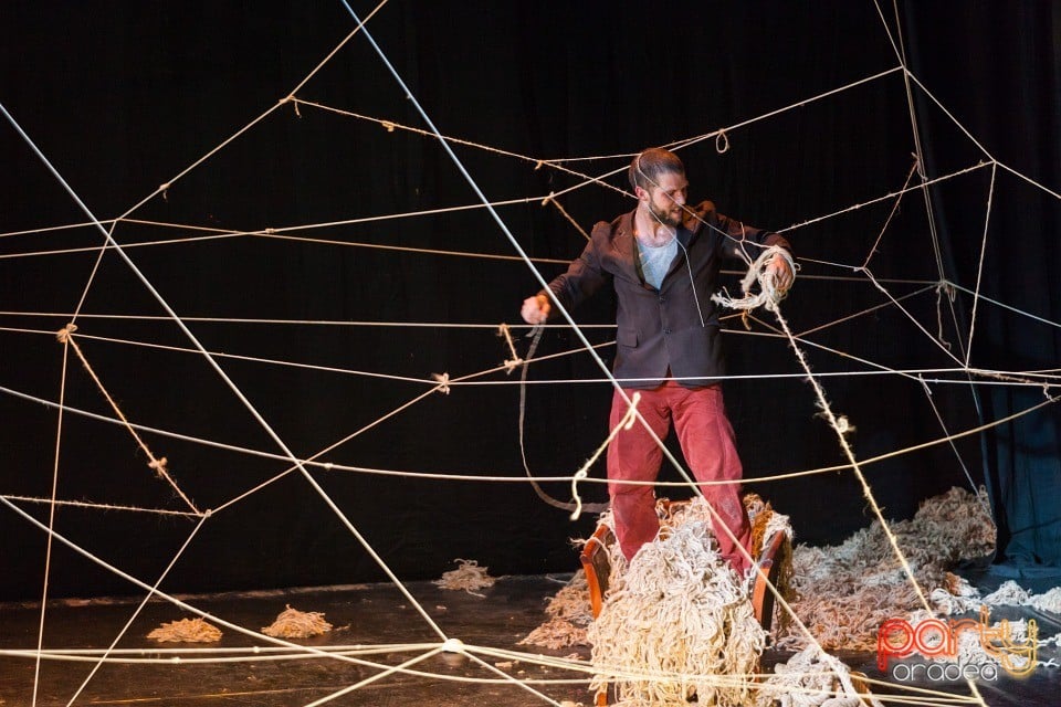 Sfori, Teatrul Regina Maria