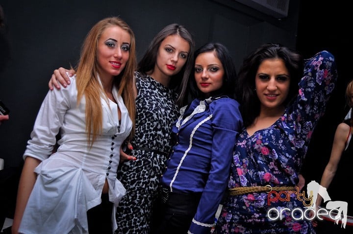 Shooting Show în Heat, 