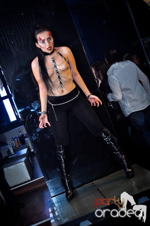 Shooting Show în Heat, 