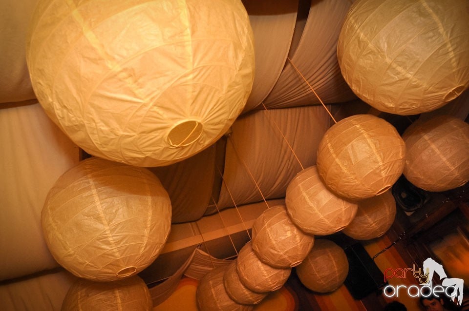 Silent Dance Party în Juice, Juice