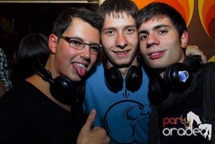 Silent Dance Party, Juice