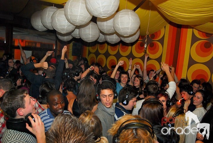 Silent Dance Party, Juice