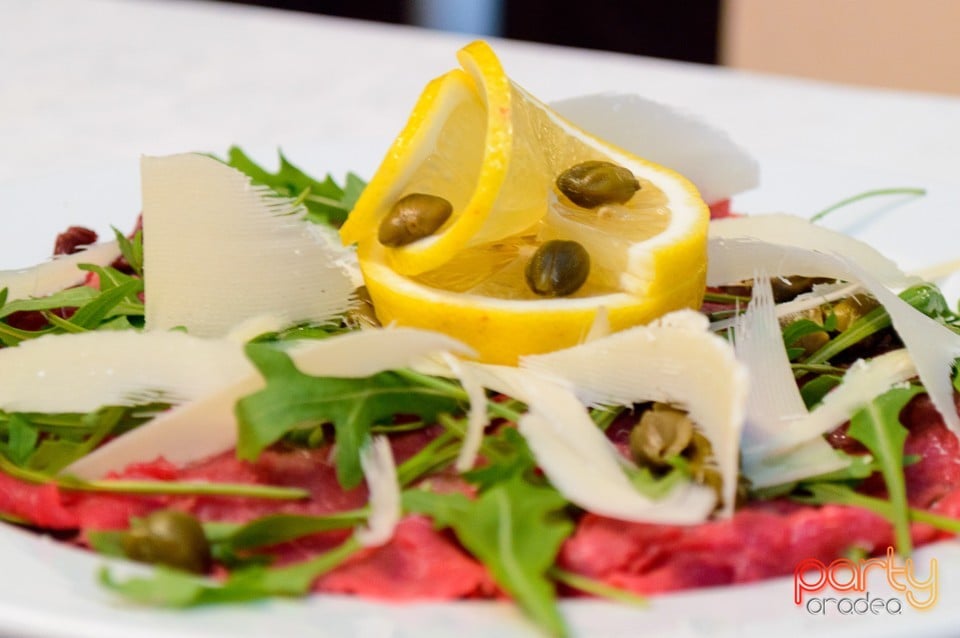Simfonia aromelor de 8 Martie în Restaurant Coquette, Restaurant Coquette