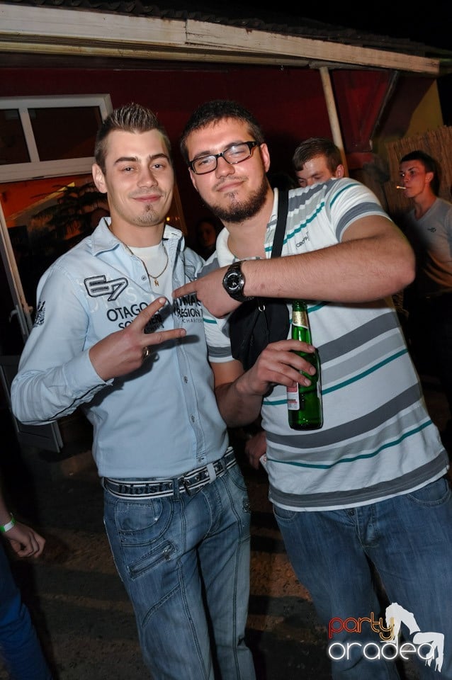 Single Party cu DJ Bíró, 