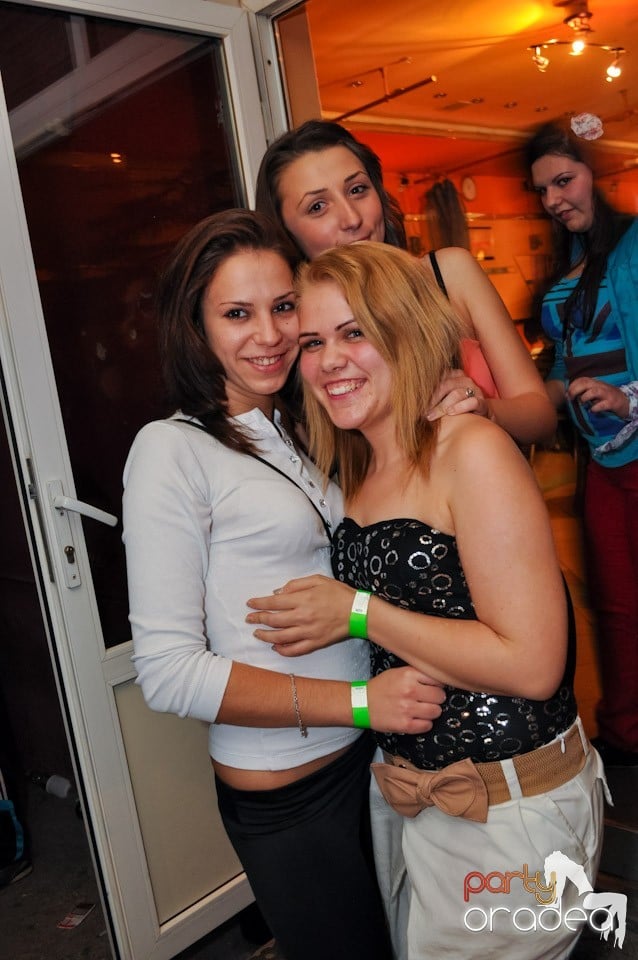 Single Party cu DJ Bíró, 