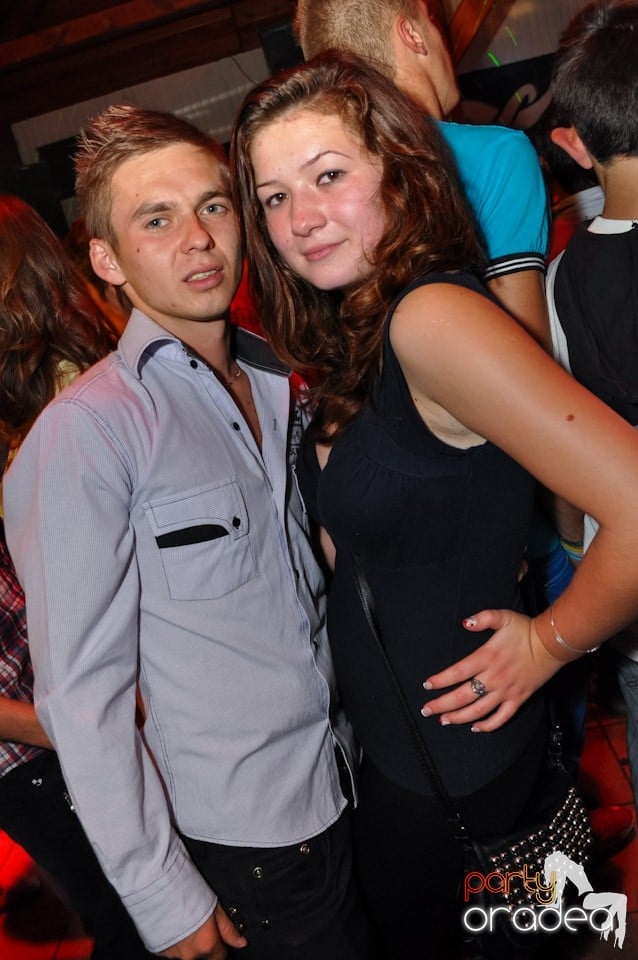 Single Party cu DJ Bíró, 