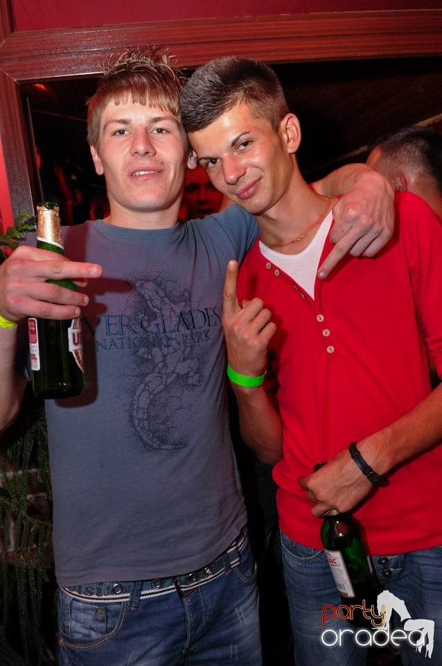 Single Party cu DJ Bíró, 