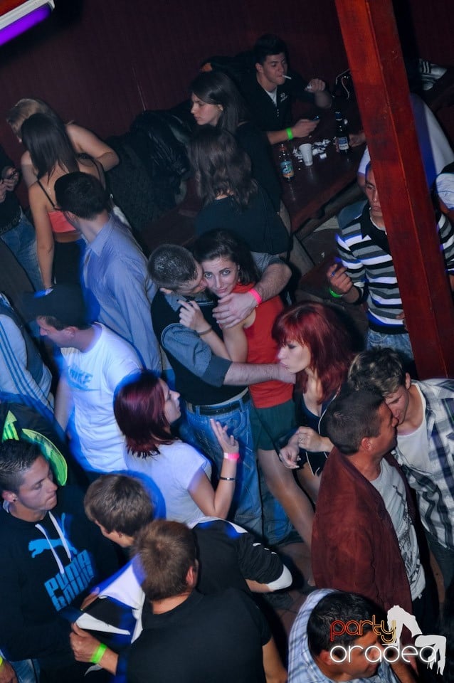 Single Party cu DJ Bíró, 