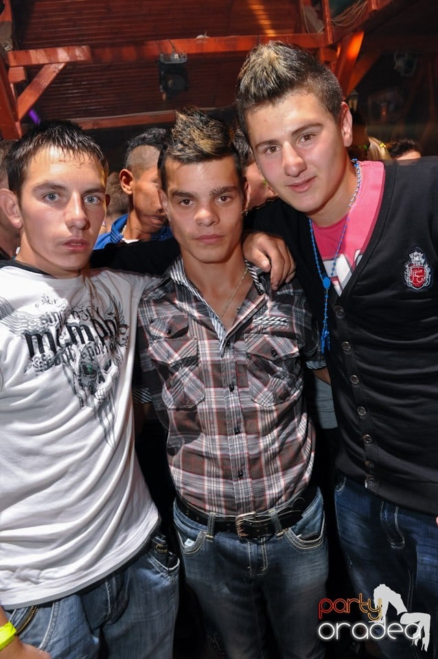 Single Party cu DJ Bíró, 