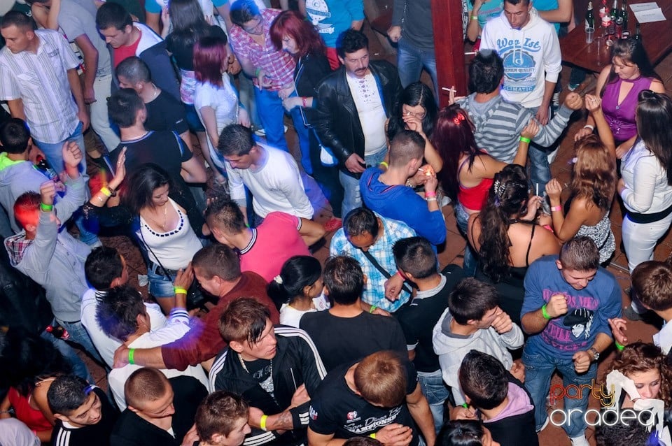 Single Party cu DJ Bíró, 