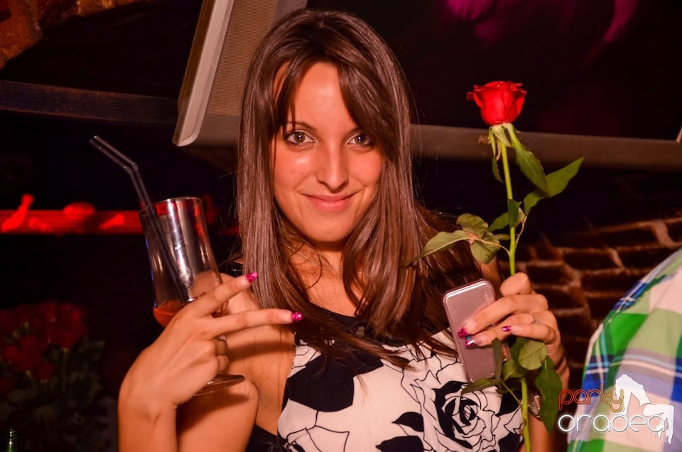 Şirul petrecerilor din Escape continuă şi joi, 