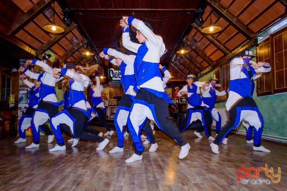 Unique Dance Studio - Spectacol Caritabil, Queen's Music Pub