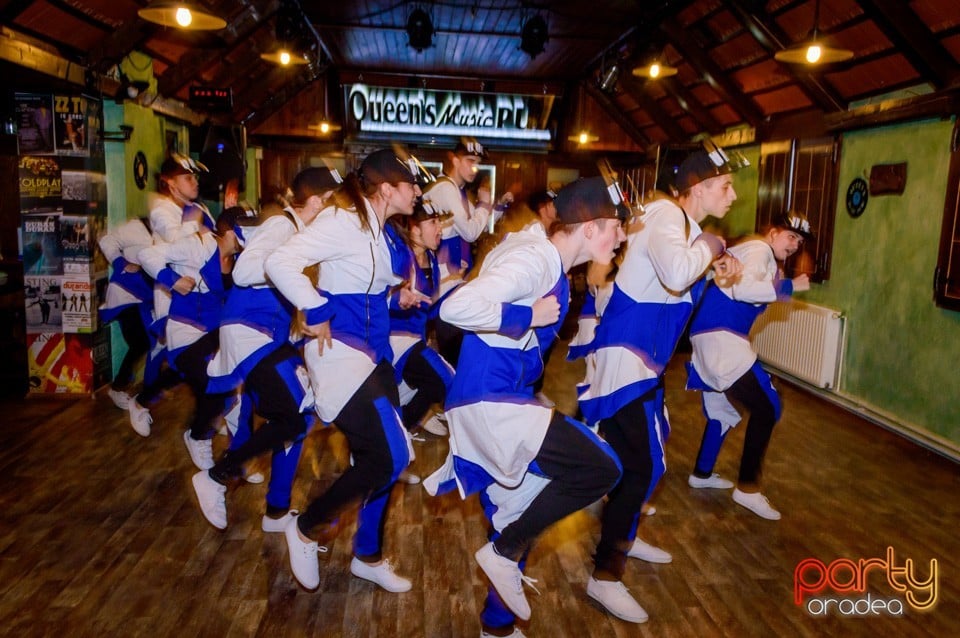 Unique Dance Studio - Spectacol Caritabil, Queen's Music Pub
