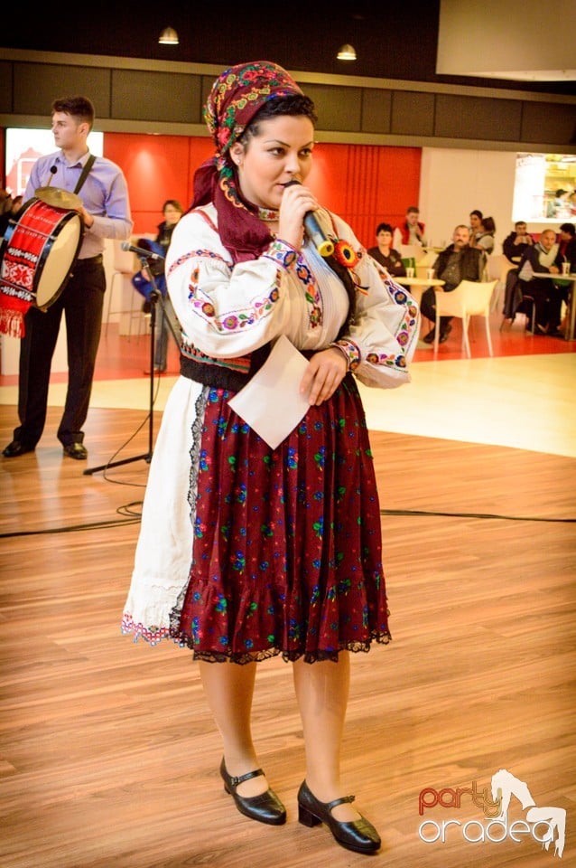 Spectacol popular în Oradea Shopping City,
