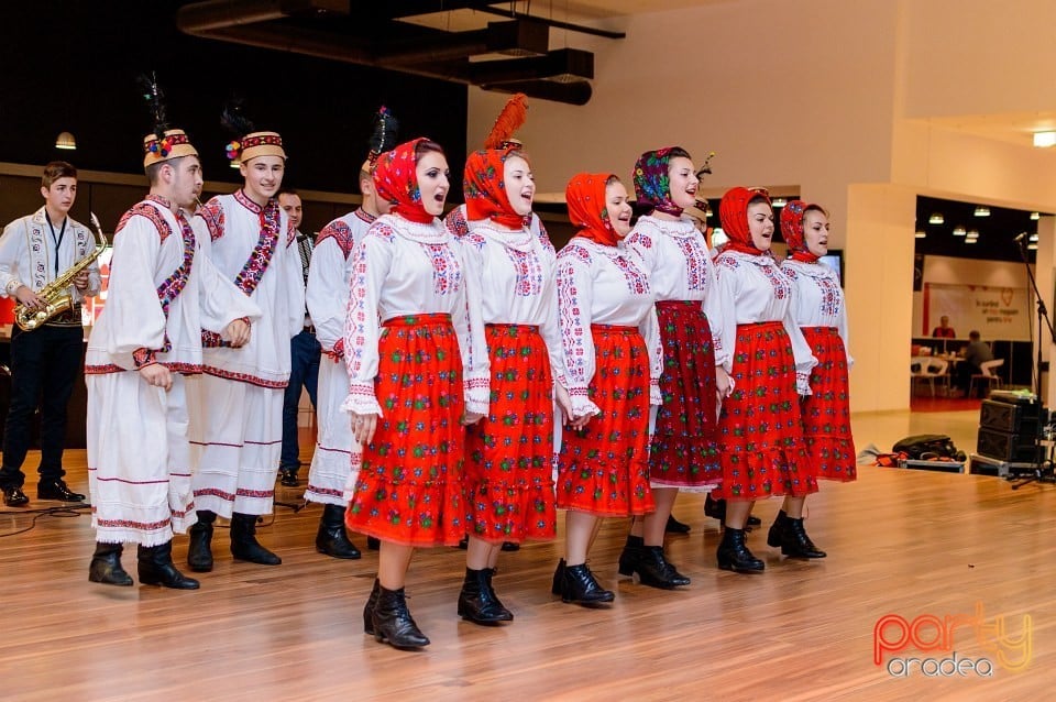 Spectacol tradiţional, 