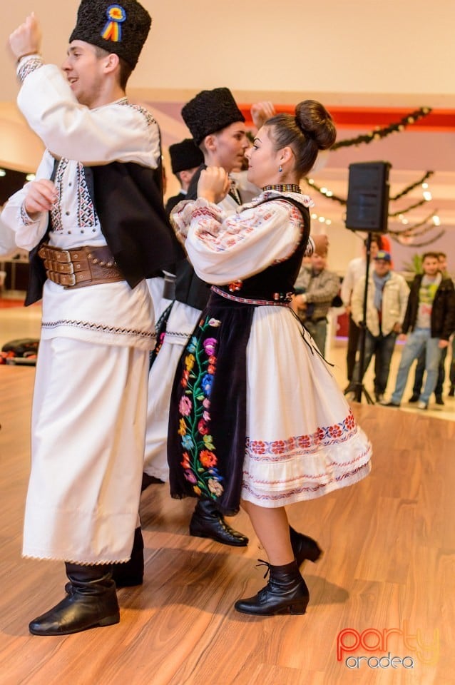 Spectacol tradiţional, 