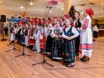 Spectacol tradiţional