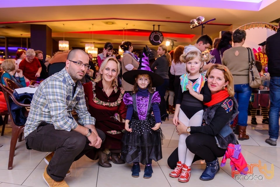 Spooky Halloween, Lotus Center