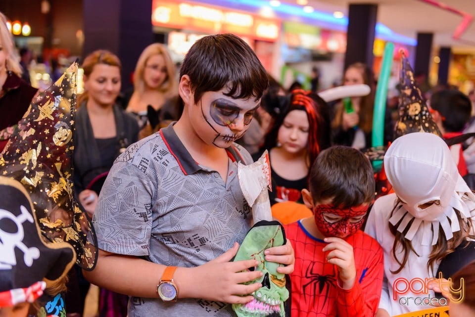 Spooky Halloween, Lotus Center