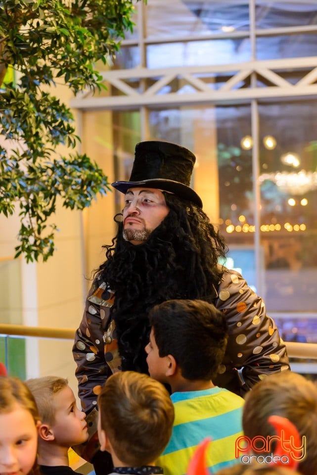 Spooky Halloween, Lotus Center