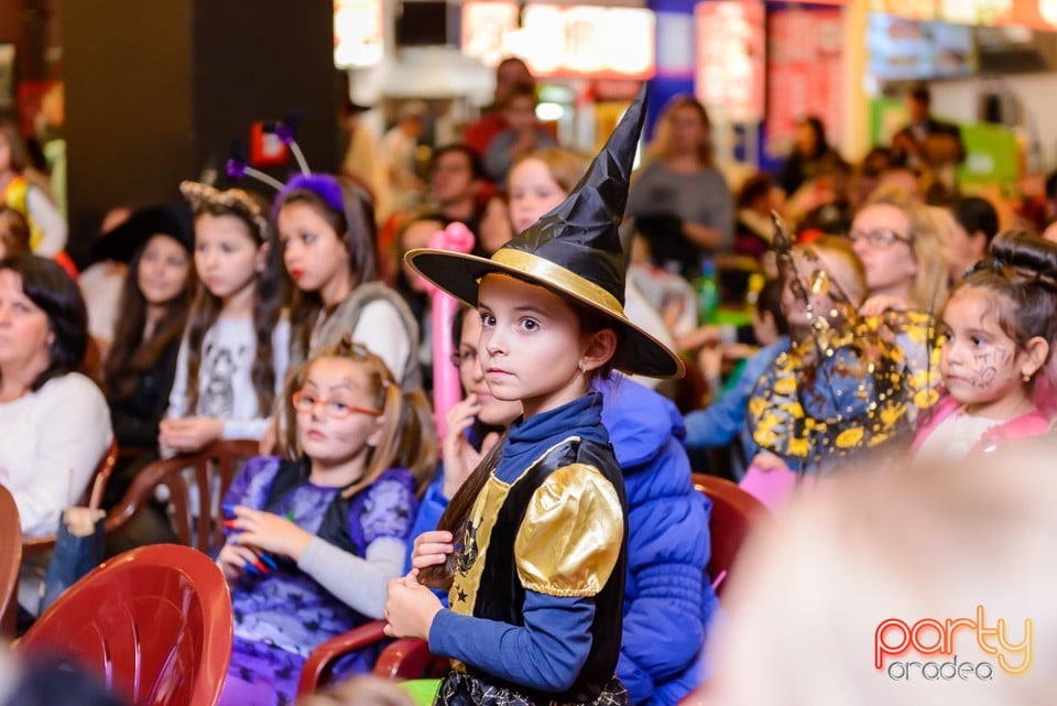 Spooky Halloween, Lotus Center