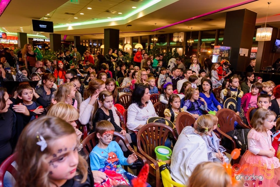 Spooky Halloween, Lotus Center