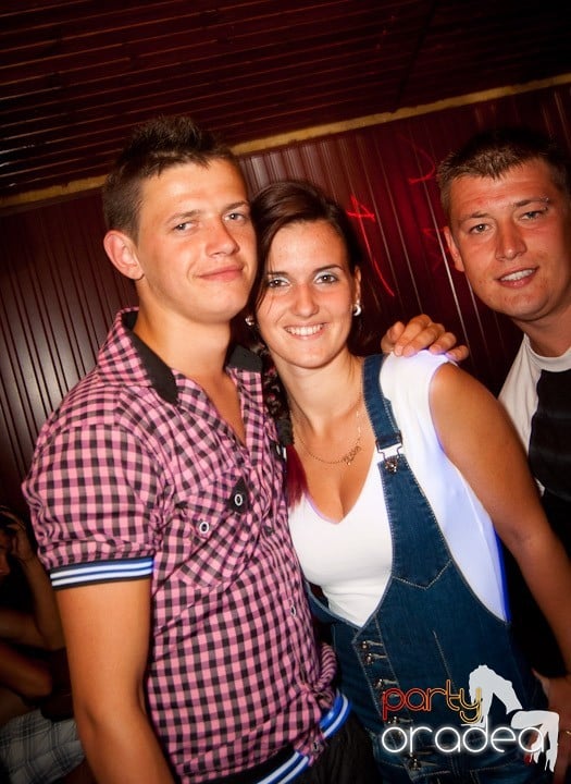 Spumă party cu AM DJ @ Disco Faház, 