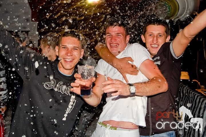 Spumă party @ Disco Faház, 