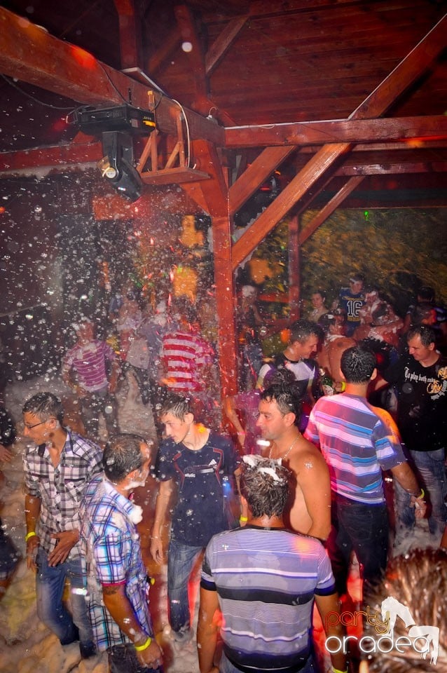 Spumă party în Disco Faház, 