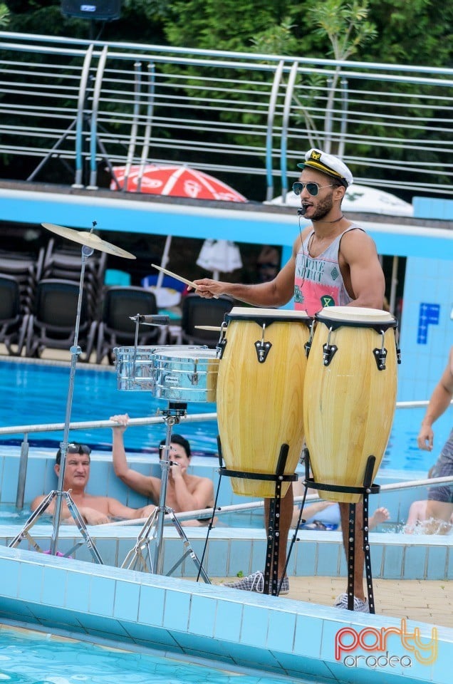 Spumă Party, Hotel Internaţional