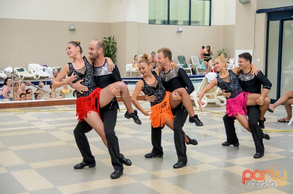 Spumă Party, Hotel Lotus