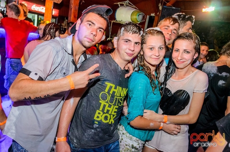 Spumă Party, 