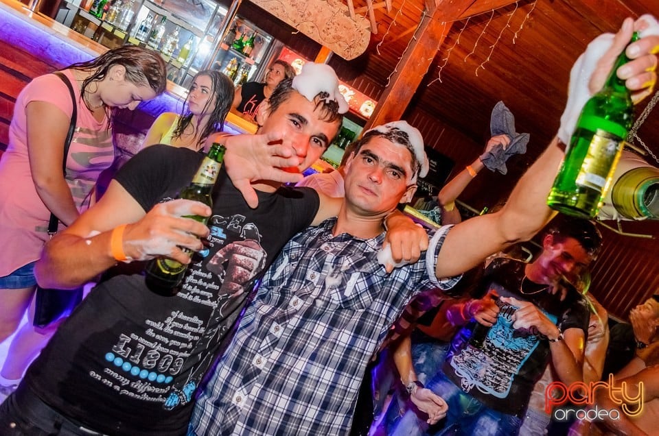 Spumă Party, 