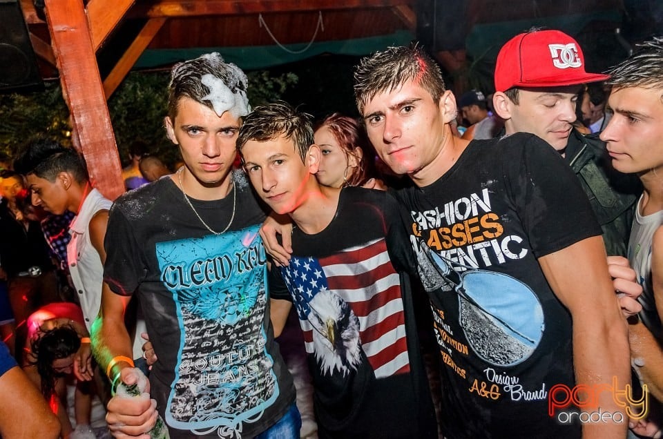 Spumă Party, 
