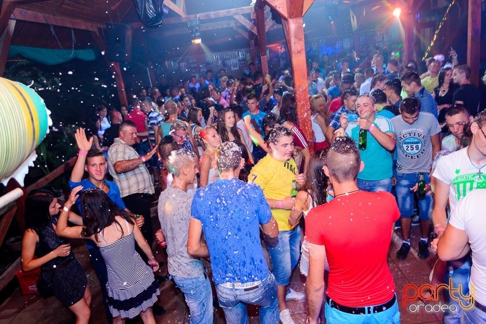 Spumă Party, 
