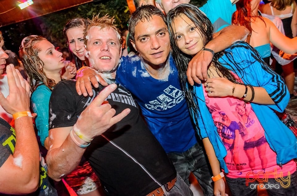 Spumă Party, 