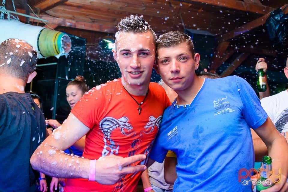 Spumă Party, 