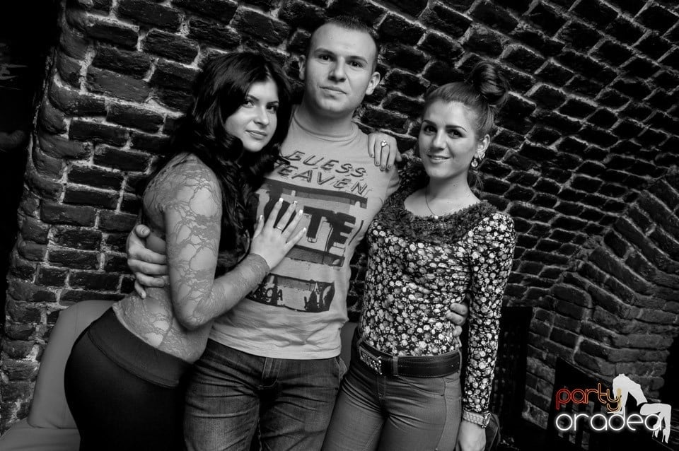 Stalinskaya Party în Club Escape, 