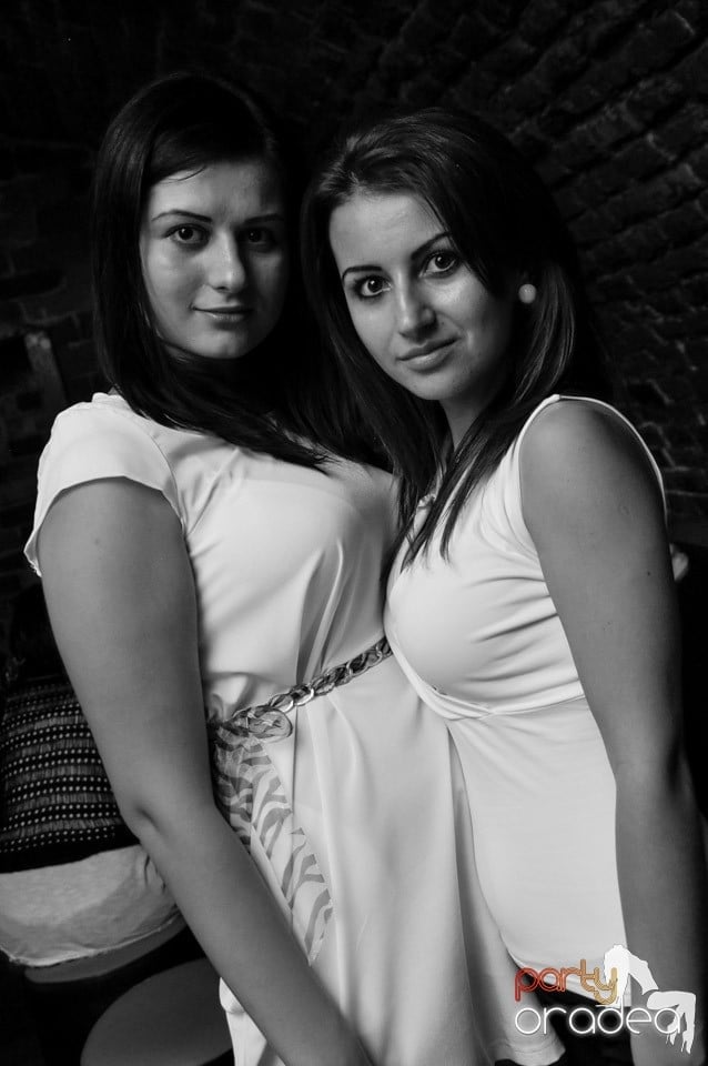 Stalinskaya Party în Club Escape, 