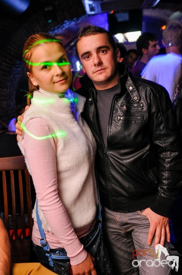 Stalinskaya Party în Club Escape, 